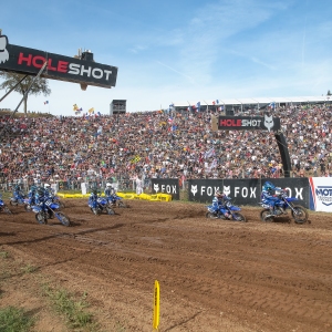 2026-YZ85-BLUCRU-SF-FRANCE-AB-6951